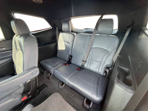 2022 Buick Enclave Essence