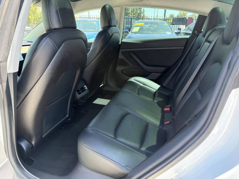 2020 Tesla Model 3 Standard Range Plus