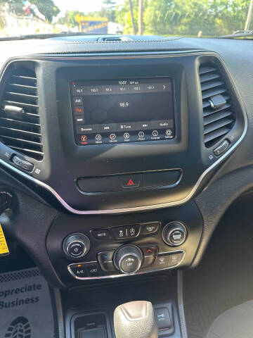 2019 Jeep Cherokee Latitude