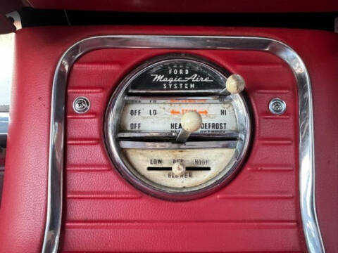 1960 Ford Thunderbird