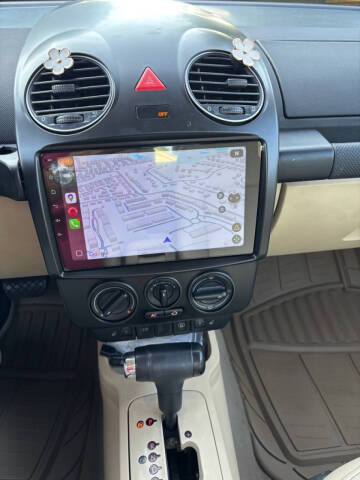 2009 Volkswagen New Beetle Base PZEV