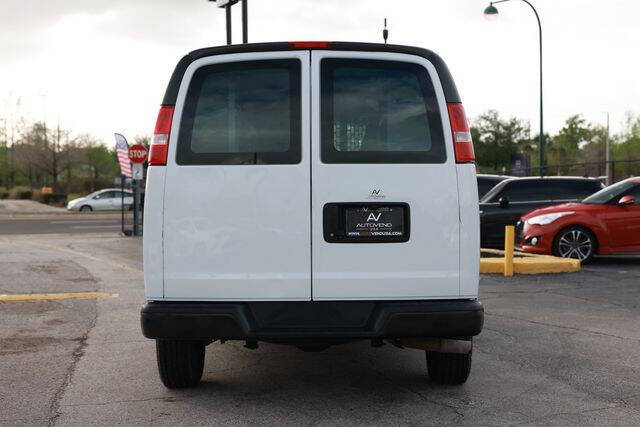 2021 Chevrolet Express 2500
