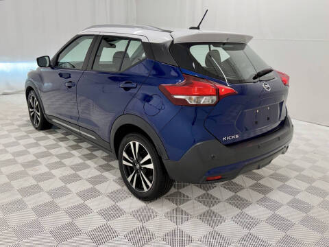 2020 Nissan Kicks SR