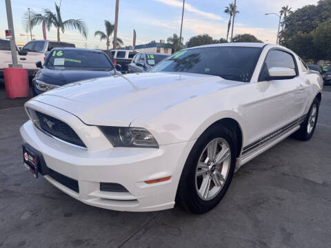2014 Ford Mustang V6 Premium