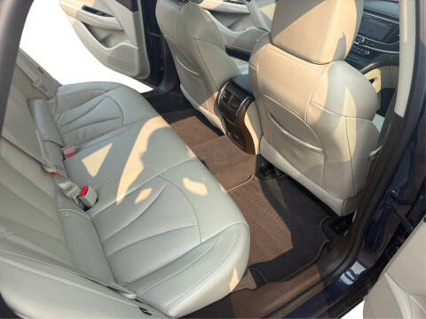 2017 Buick LaCrosse Essence