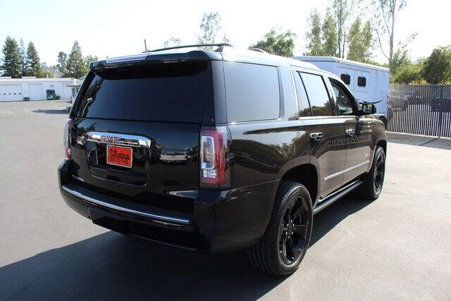 2017 GMC Yukon Denali