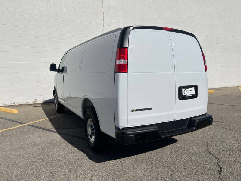 2026 Chevrolet Express 3500