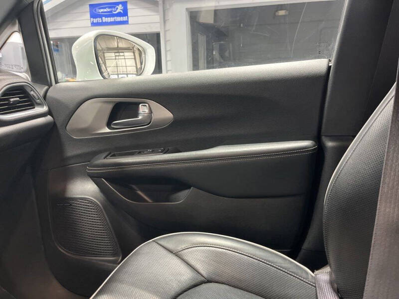 2022 Chrysler Pacifica Limited