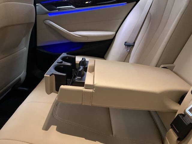 2020 BMW 5 Series 530i