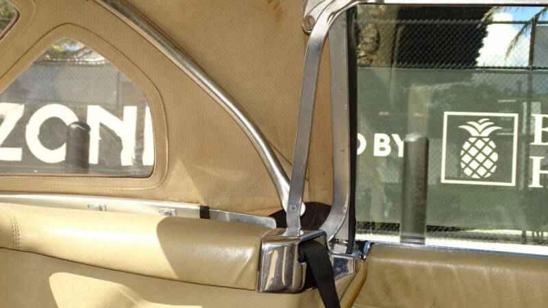 1989 Mercedes-Benz 560-Class 560 SL