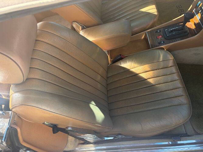 1982 Mercedes-Benz SL-Class