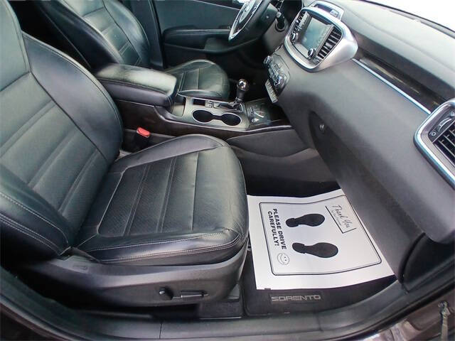 2018 Kia Sorento EX V6