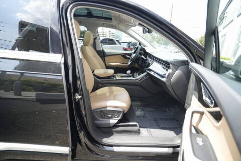 2023 Audi Q7 quattro Premium Plus 45 TFSI