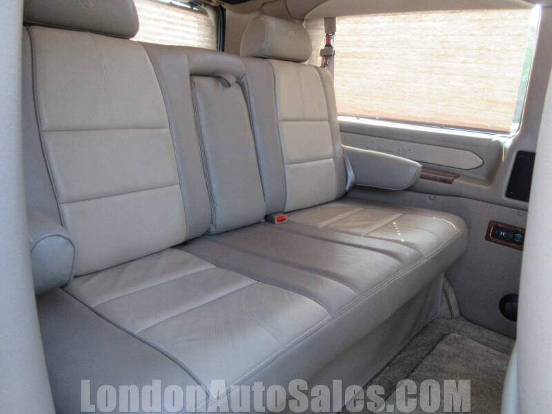 2017 GMC Savana 2500