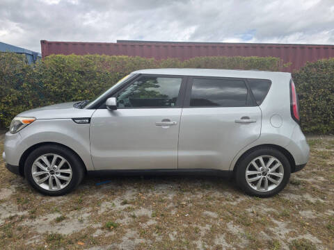 2019 Kia Soul +