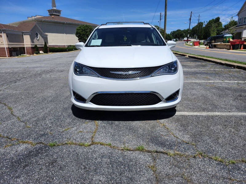 2017 Chrysler Pacifica Touring-L