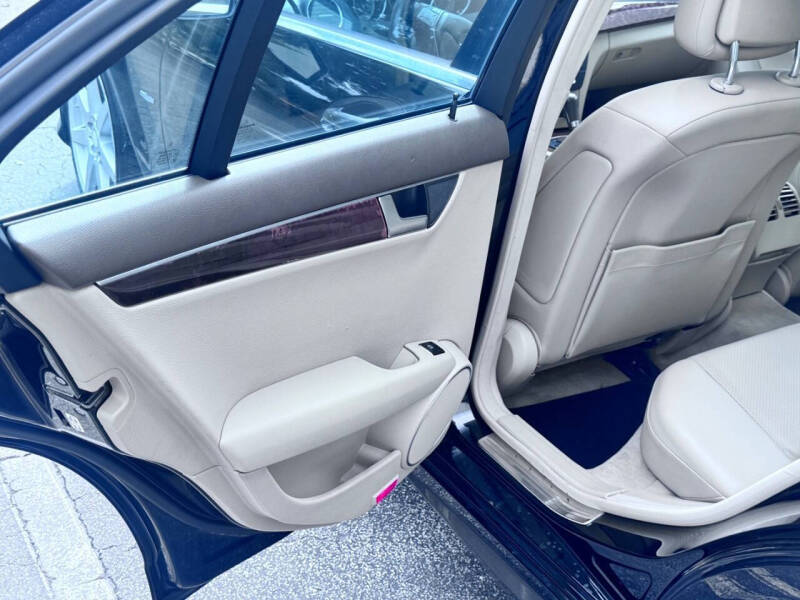 2012 Mercedes-Benz C-Class C 250 Luxury