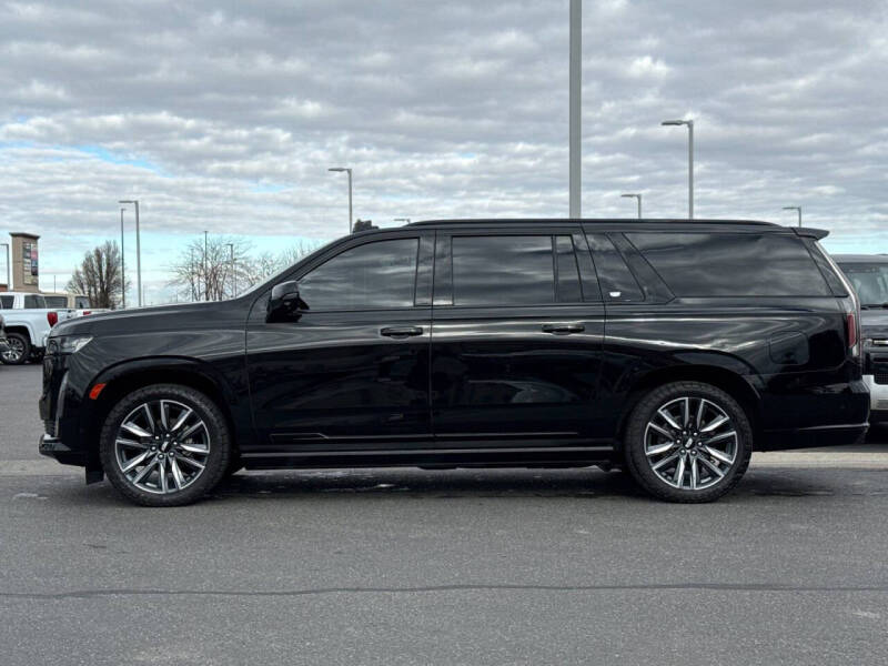 2022 Cadillac Escalade ESV Sport Platinum