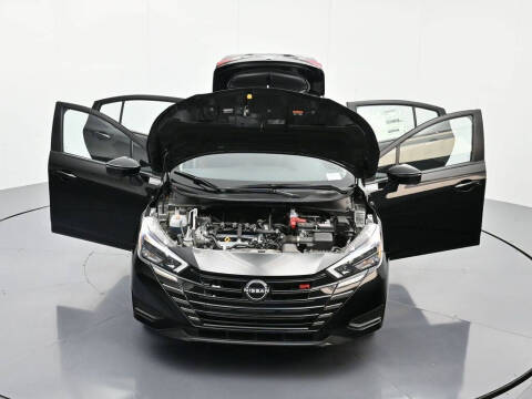 2025 Nissan Versa SR