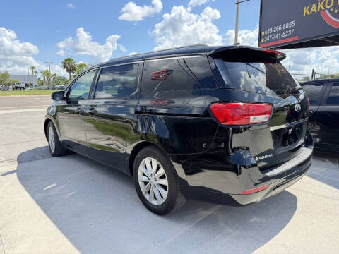 2016 Kia Sedona EX