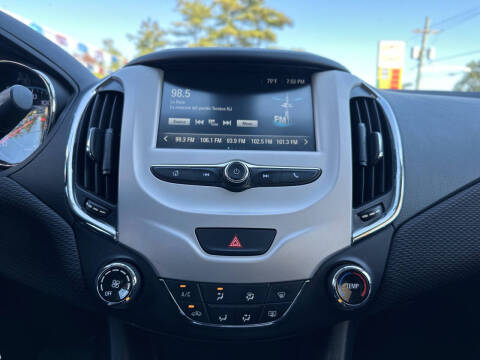 2017 Chevrolet Cruze LS Auto