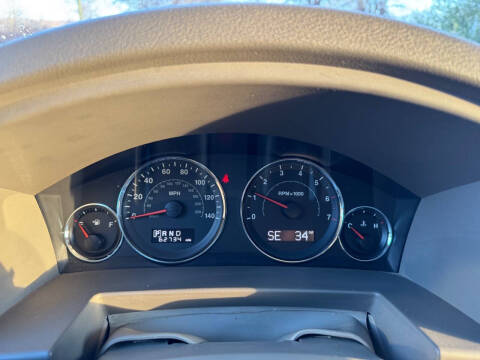 2008 Jeep Commander Sport