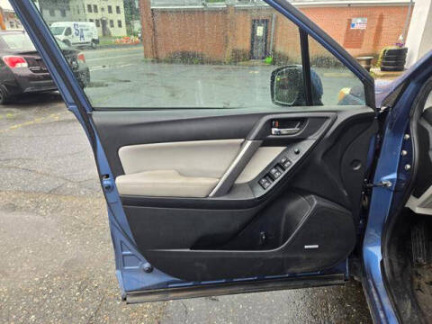 2015 Subaru Forester 2.5i Touring