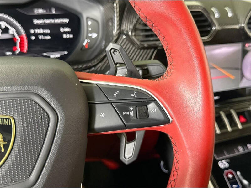 2020 Lamborghini Urus