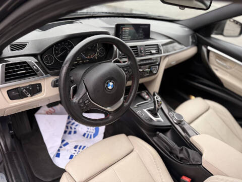 2017 BMW 3 Series 330i xDrive