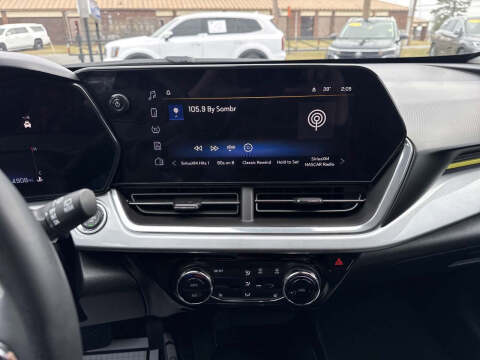 2024 Chevrolet Trax LT