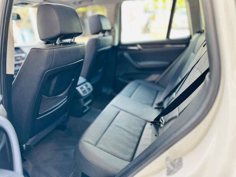 2017 BMW X3 sDrive28i