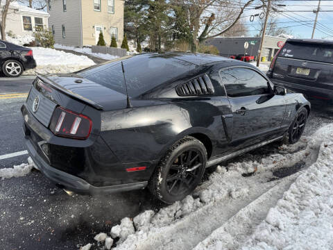 2010 Ford Mustang V6 Premium