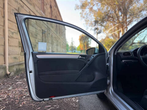 2012 Volkswagen Golf