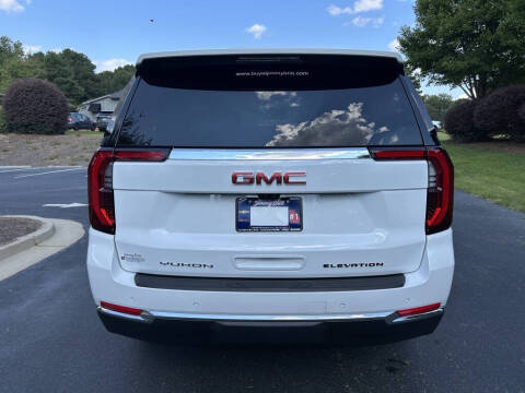 2025 GMC Yukon Elevation