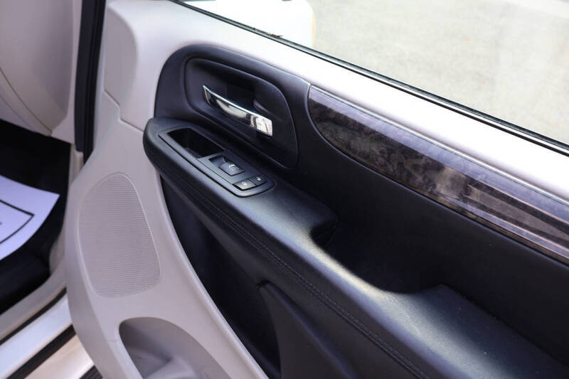 2011 Dodge Grand Caravan Express