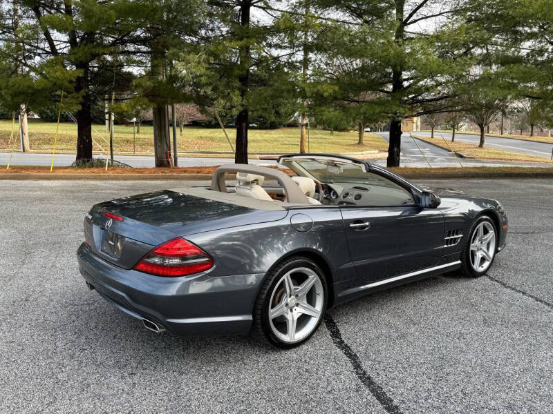 2011 Mercedes-Benz SL-Class SL550 photo 10