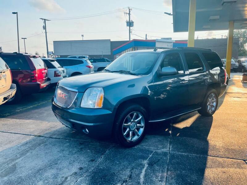 2007 GMC Yukon for sale at Car Credit Stop 12 in Calumet City IL
