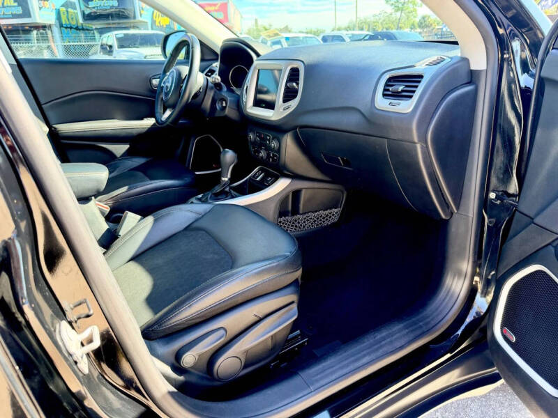 2017 Jeep Compass Latitude