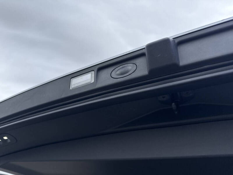 2022 Rivian R1S Launch Edition