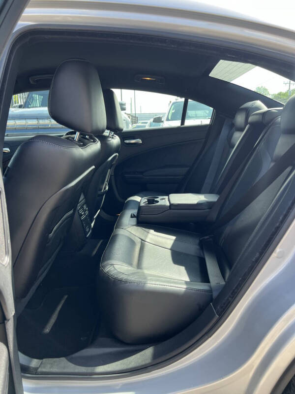 2019 Dodge Charger SXT