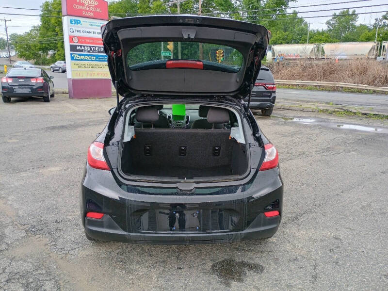 2019 Chevrolet Cruze LS