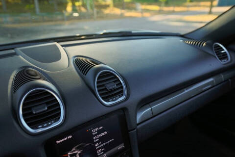 2021 Porsche 718 Boxster