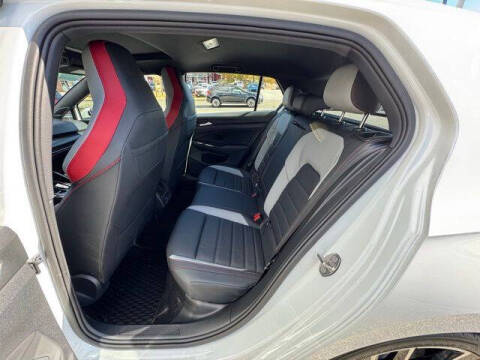 2024 Volkswagen Golf GTI Autobahn