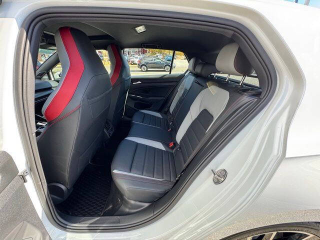 2024 Volkswagen Golf GTI Autobahn