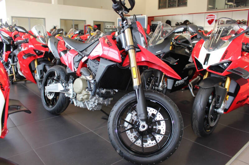 2024 Ducati Hypermotard