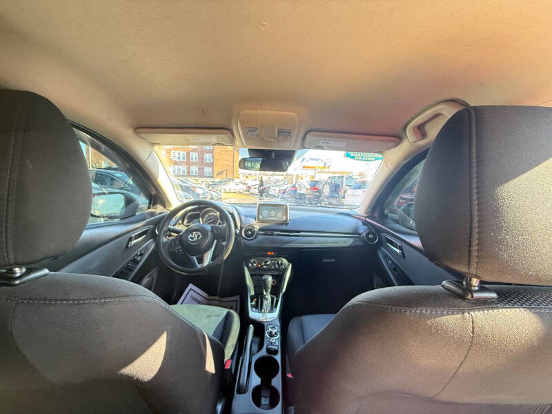 2017 Toyota Yaris iA