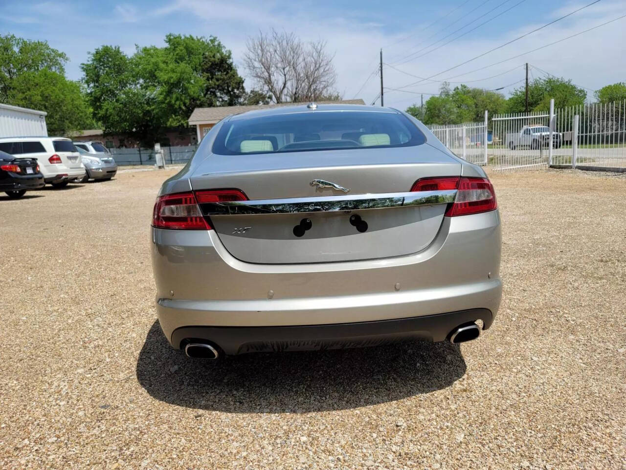 2011 Jaguar XF for sale at AUTHE VENTURES AUTO in Red Oak, TX