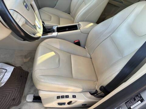 2016 Volvo XC60 T5 Drive-E Premier