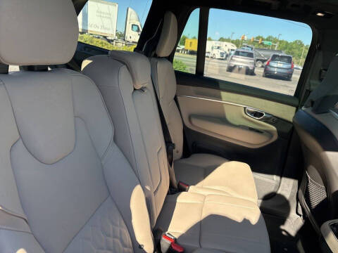 2025 Volvo XC90 B6 Plus Bright Theme 7P