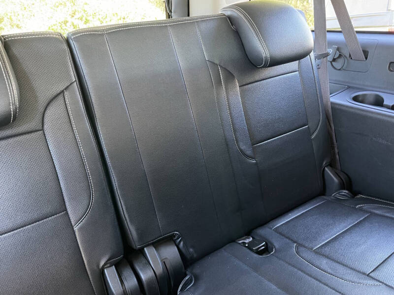 2015 GMC Yukon XL SLE